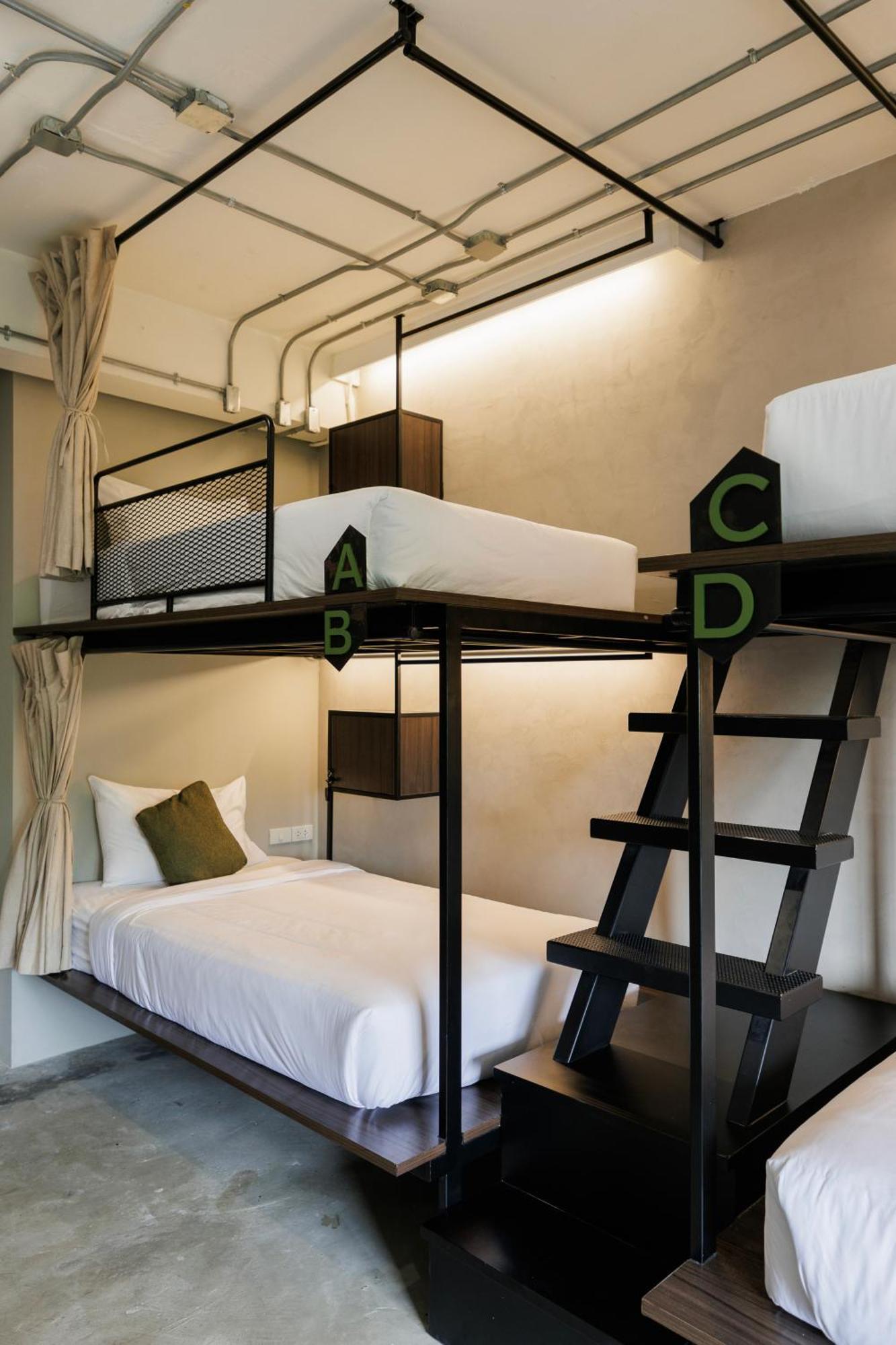 C'House Bangkok Hostel Eksteriør bilde